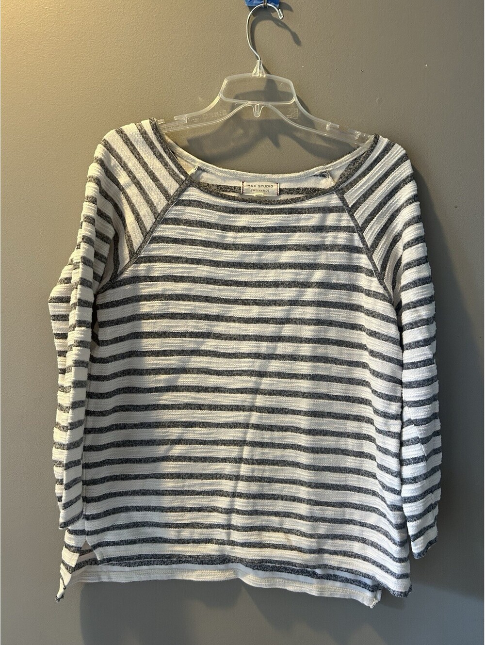 Max Studio Small Long Sleeve Women Weekend Casual Striped Gray and White Top